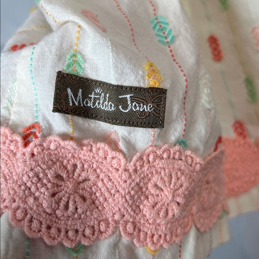 Matilda Jane cream smocked bodice embroidered top with lace trim size 14 - Picture 10 of 13